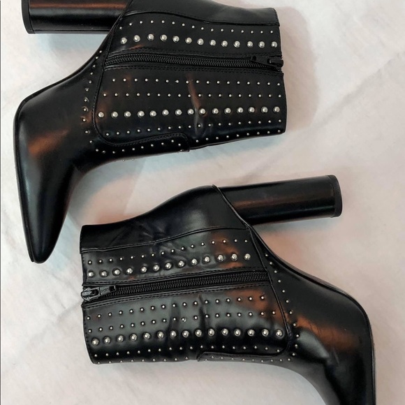 BCBG studded boots - Picture 1 of 8